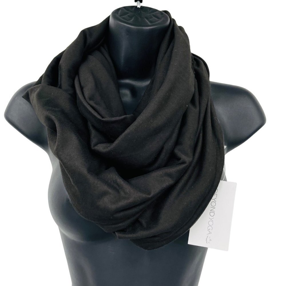 New Beyond Yoga Black Infinity Pocket Scarf Athletic Athleisure Womens Casual